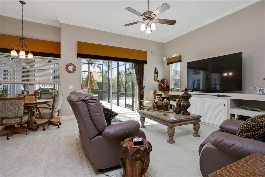 10424 BRILLIANT COURT, ORLANDO, Florida 32836, 4 Bedrooms Bedrooms, 5 Rooms Rooms,3 BathroomsBathrooms,Residential,For sale,BRILLIANT,O5560812