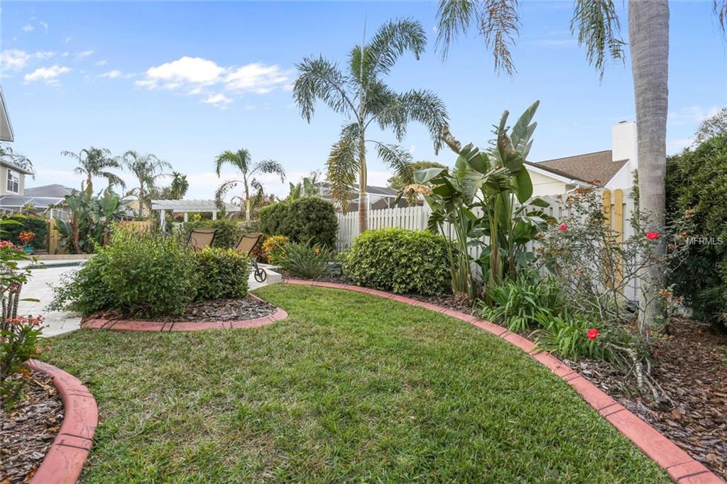 10424 BRILLIANT COURT, ORLANDO, Florida 32836, 4 Bedrooms Bedrooms, 5 Rooms Rooms,3 BathroomsBathrooms,Residential,For sale,BRILLIANT,O5560812