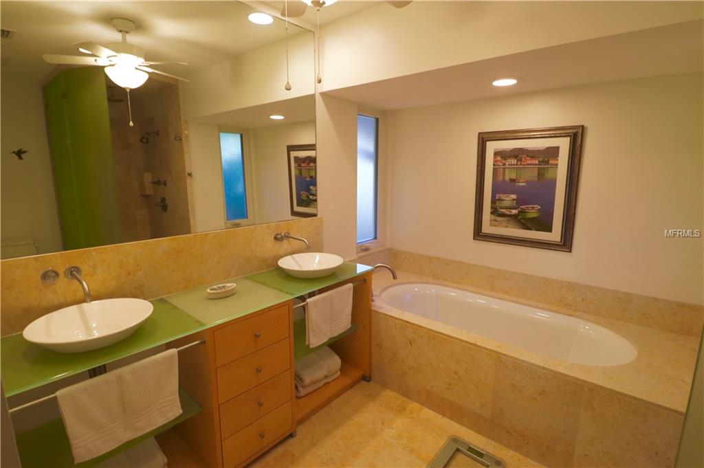 1440 SEAFARER DRIVE, OSPREY, Florida 34229, 3 Bedrooms Bedrooms, 7 Rooms Rooms,2 BathroomsBathrooms,Residential,For sale,SEAFARER,A4209603