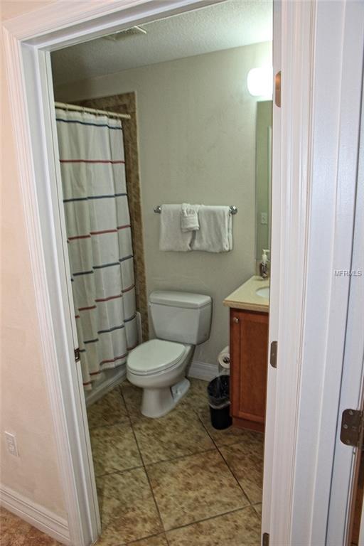 3238 MANGROVE POINT DRIVE, RUSKIN, Florida 33570, 3 Bedrooms Bedrooms, 5 Rooms Rooms,3 BathroomsBathrooms,Residential,For sale,MANGROVE POINT,A4186543