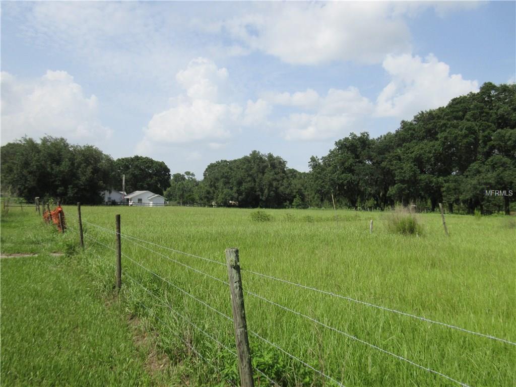 9385 OLD DADE CITY ROAD, LAKELAND, Florida 33810, 3 Bedrooms Bedrooms, 6 Rooms Rooms,1 BathroomBathrooms,Residential,For sale,OLD DADE CITY,L4722373