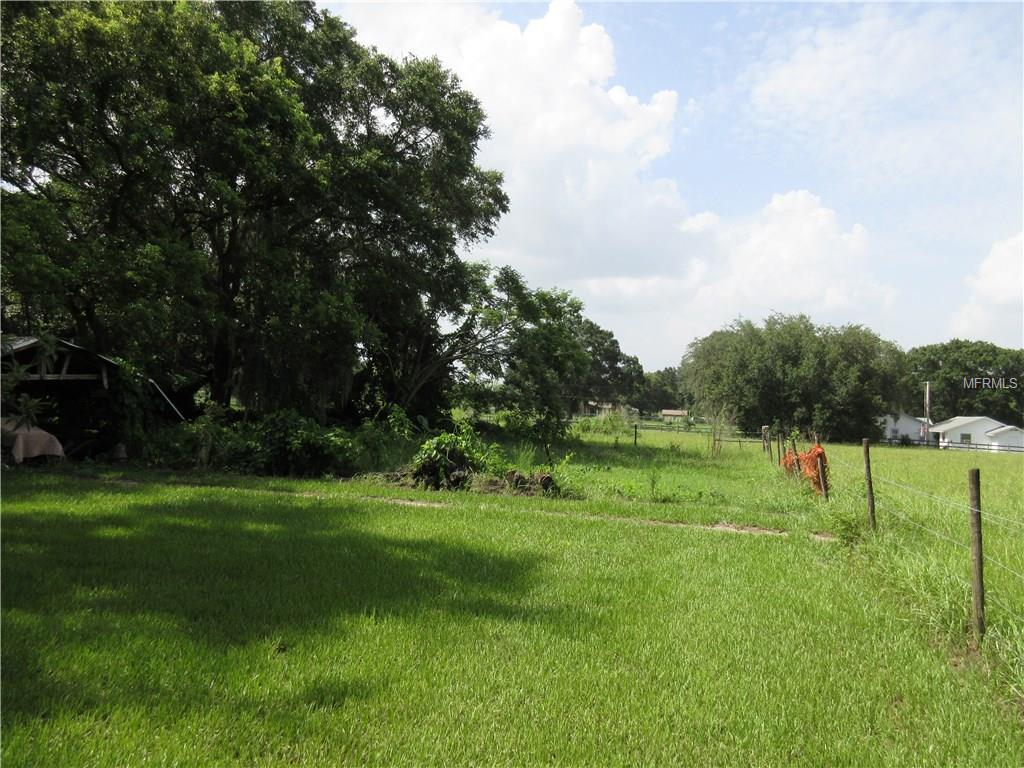 9385 OLD DADE CITY ROAD, LAKELAND, Florida 33810, 3 Bedrooms Bedrooms, 6 Rooms Rooms,1 BathroomBathrooms,Residential,For sale,OLD DADE CITY,L4722373