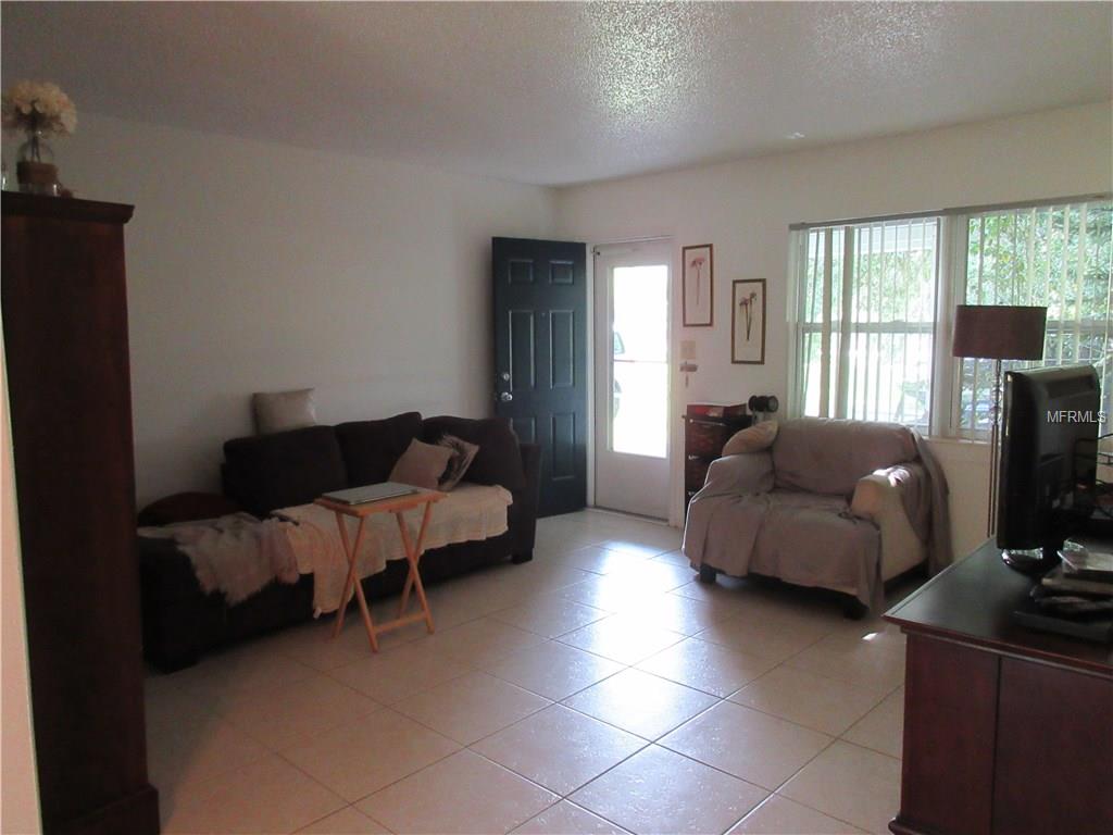 9385 OLD DADE CITY ROAD, LAKELAND, Florida 33810, 3 Bedrooms Bedrooms, 6 Rooms Rooms,1 BathroomBathrooms,Residential,For sale,OLD DADE CITY,L4722373