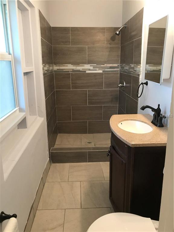 805 TERRY LYNN DRIVE, ORLANDO, Florida 32808, 5 Bedrooms Bedrooms, 7 Rooms Rooms,2 BathroomsBathrooms,Residential,For sale,TERRY LYNN,O5547464