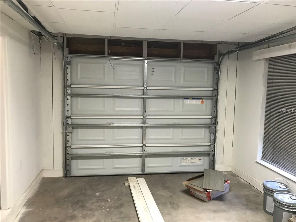 805 TERRY LYNN DRIVE, ORLANDO, Florida 32808, 5 Bedrooms Bedrooms, 7 Rooms Rooms,2 BathroomsBathrooms,Residential,For sale,TERRY LYNN,O5547464