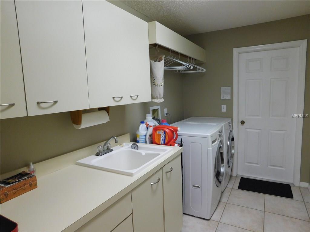 2570 HUNT ROAD, TARPON SPRINGS, Florida 34688, 4 Bedrooms Bedrooms, 4 Rooms Rooms,2 BathroomsBathrooms,Residential,For sale,HUNT,U7841414