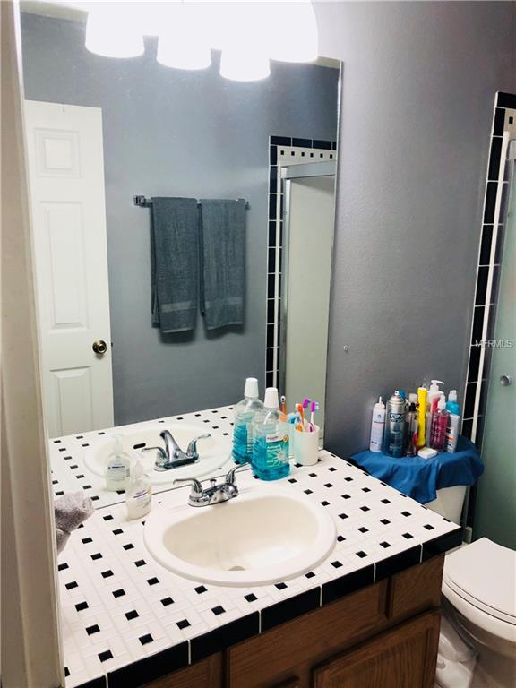 3232 HERONS POINT CIRCLE, KISSIMMEE, Florida 34741, 4 Bedrooms Bedrooms, 9 Rooms Rooms,2 BathroomsBathrooms,Residential,For sale,HERONS POINT,O5557922