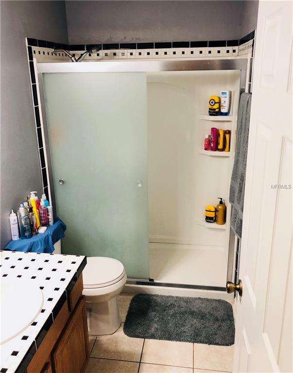 3232 HERONS POINT CIRCLE, KISSIMMEE, Florida 34741, 4 Bedrooms Bedrooms, 9 Rooms Rooms,2 BathroomsBathrooms,Residential,For sale,HERONS POINT,O5557922