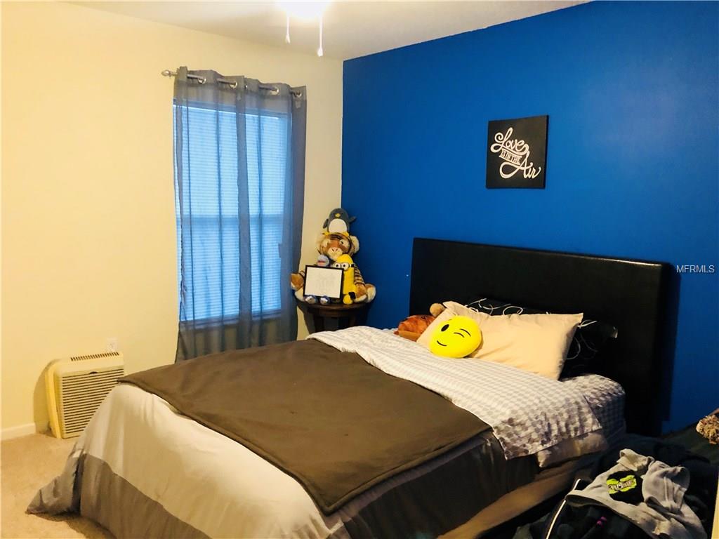 3232 HERONS POINT CIRCLE, KISSIMMEE, Florida 34741, 4 Bedrooms Bedrooms, 9 Rooms Rooms,2 BathroomsBathrooms,Residential,For sale,HERONS POINT,O5557922