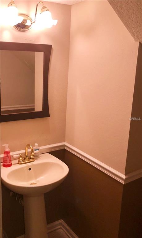 3232 HERONS POINT CIRCLE, KISSIMMEE, Florida 34741, 4 Bedrooms Bedrooms, 9 Rooms Rooms,2 BathroomsBathrooms,Residential,For sale,HERONS POINT,O5557922