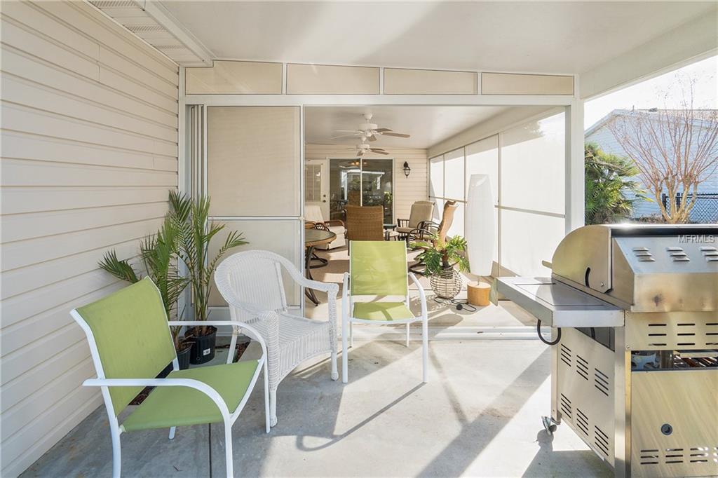 9582 SE 174TH LOOP, SUMMERFIELD, Florida 34491, 2 Bedrooms Bedrooms, 5 Rooms Rooms,2 BathroomsBathrooms,Residential,For sale,174TH,G4852135