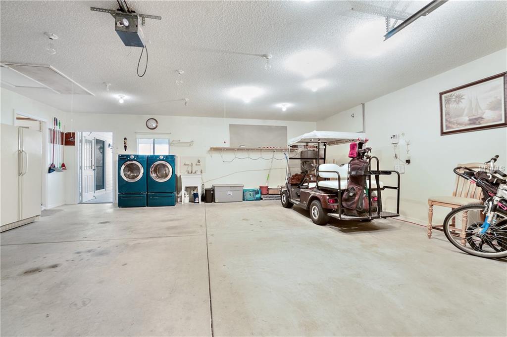 9582 SE 174TH LOOP, SUMMERFIELD, Florida 34491, 2 Bedrooms Bedrooms, 5 Rooms Rooms,2 BathroomsBathrooms,Residential,For sale,174TH,G4852135