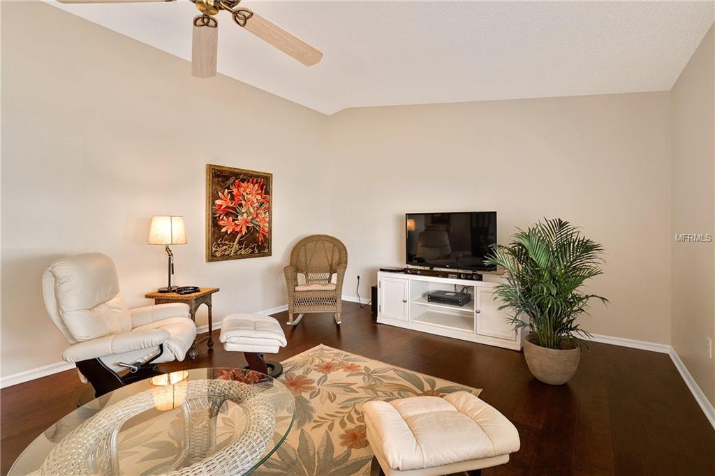 9582 SE 174TH LOOP, SUMMERFIELD, Florida 34491, 2 Bedrooms Bedrooms, 5 Rooms Rooms,2 BathroomsBathrooms,Residential,For sale,174TH,G4852135