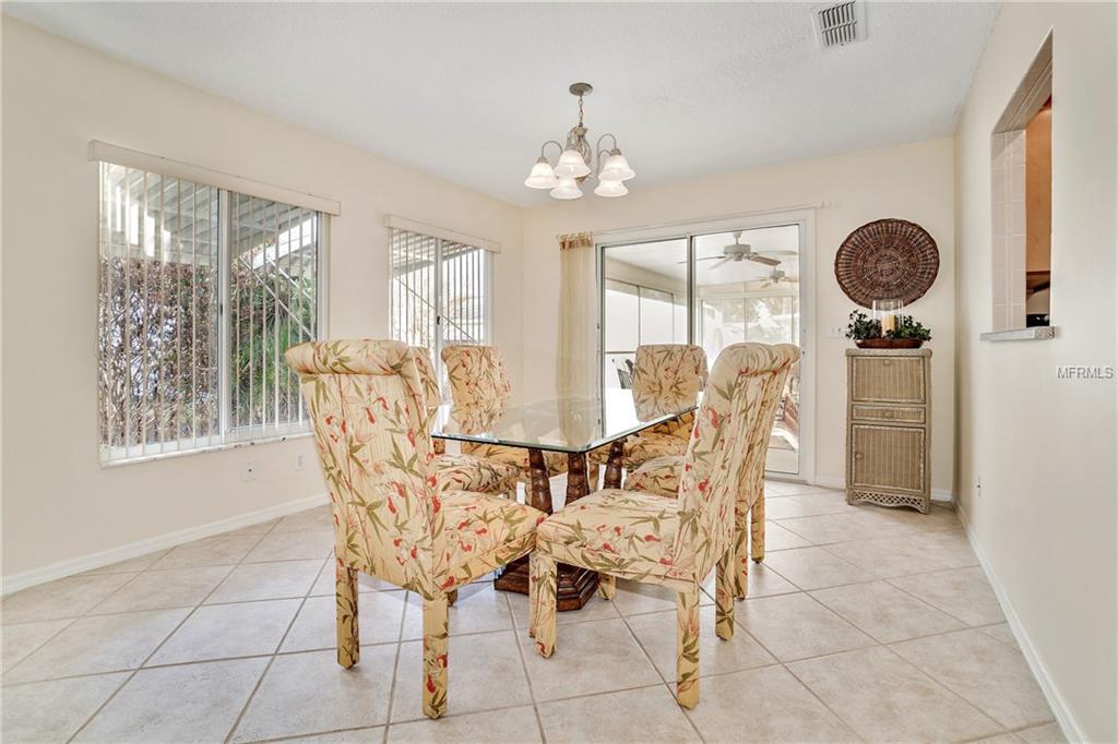 9582 SE 174TH LOOP, SUMMERFIELD, Florida 34491, 2 Bedrooms Bedrooms, 5 Rooms Rooms,2 BathroomsBathrooms,Residential,For sale,174TH,G4852135