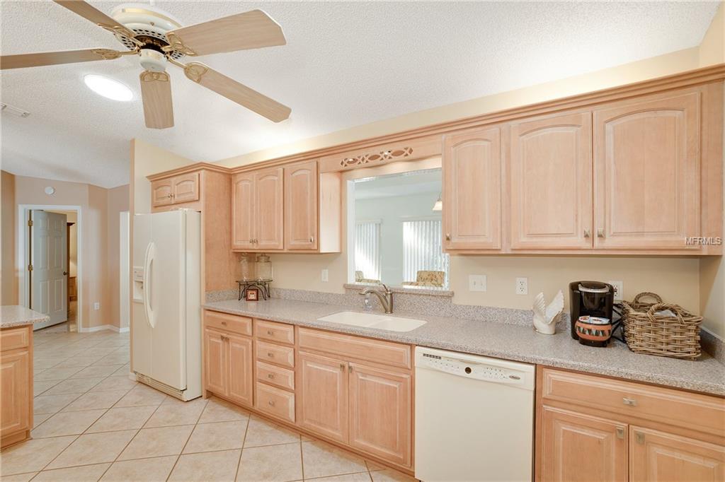 9582 SE 174TH LOOP, SUMMERFIELD, Florida 34491, 2 Bedrooms Bedrooms, 5 Rooms Rooms,2 BathroomsBathrooms,Residential,For sale,174TH,G4852135