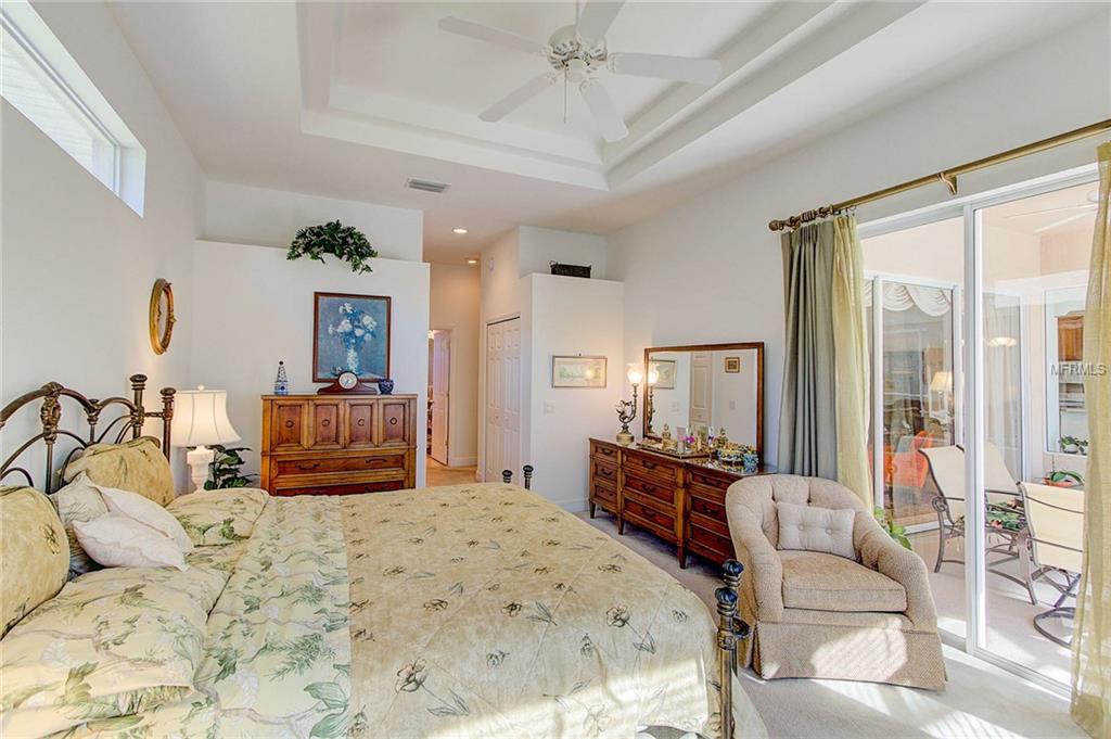 13335 PURPLE FINCH CIRCLE, LAKEWOOD RANCH, Florida 34202, 4 Bedrooms Bedrooms, 10 Rooms Rooms,3 BathroomsBathrooms,Residential,For sale,PURPLE FINCH,A4208510