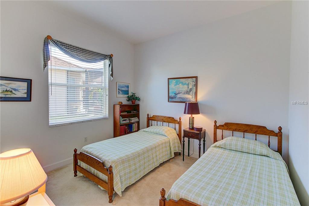 13335 PURPLE FINCH CIRCLE, LAKEWOOD RANCH, Florida 34202, 4 Bedrooms Bedrooms, 10 Rooms Rooms,3 BathroomsBathrooms,Residential,For sale,PURPLE FINCH,A4208510