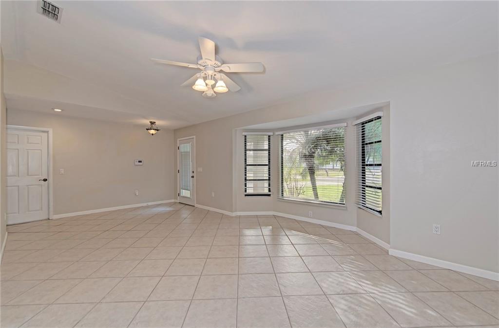 1720 S SALFORD BOULEVARD, NORTH PORT, Florida 34287, 3 Bedrooms Bedrooms, 7 Rooms Rooms,2 BathroomsBathrooms,Residential,For sale,SALFORD,N5916313