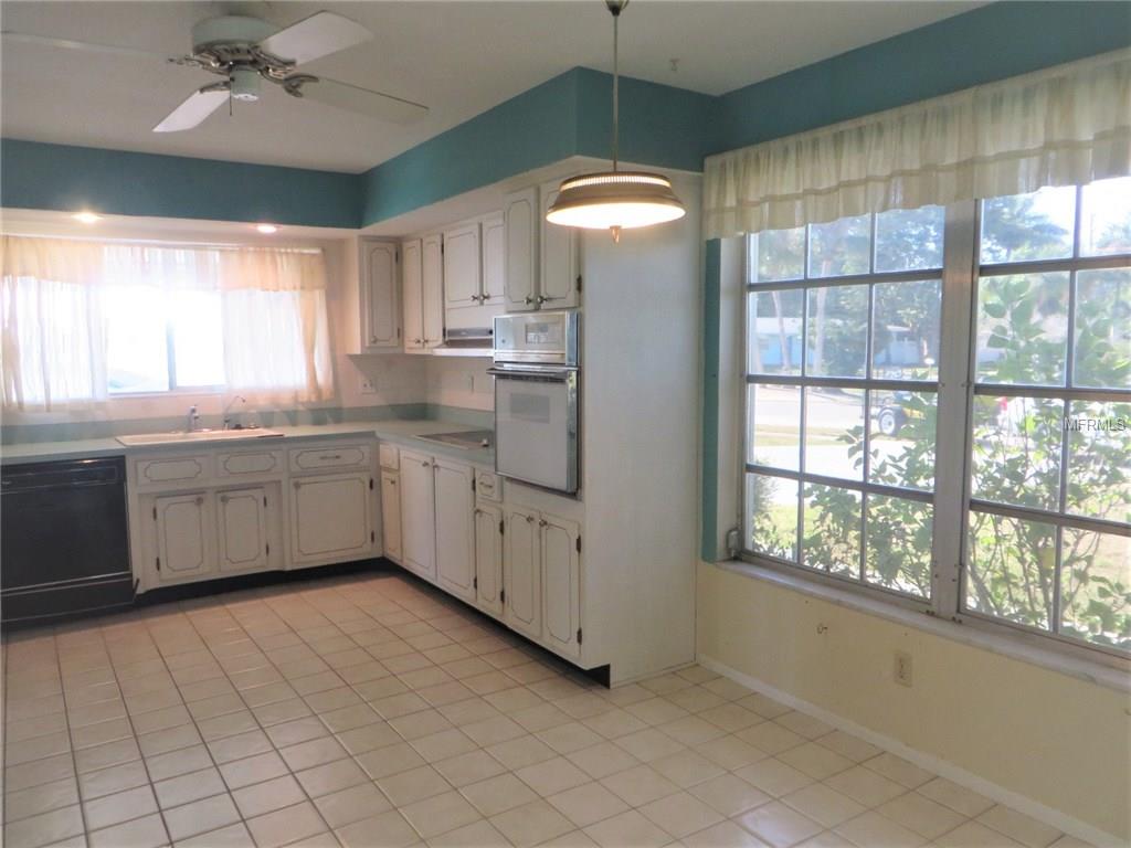 22330 GLENEAGLES TERRACE, PORT CHARLOTTE, Florida 33952, 2 Bedrooms Bedrooms, 7 Rooms Rooms,2 BathroomsBathrooms,Residential,For sale,GLENEAGLES,C7249026