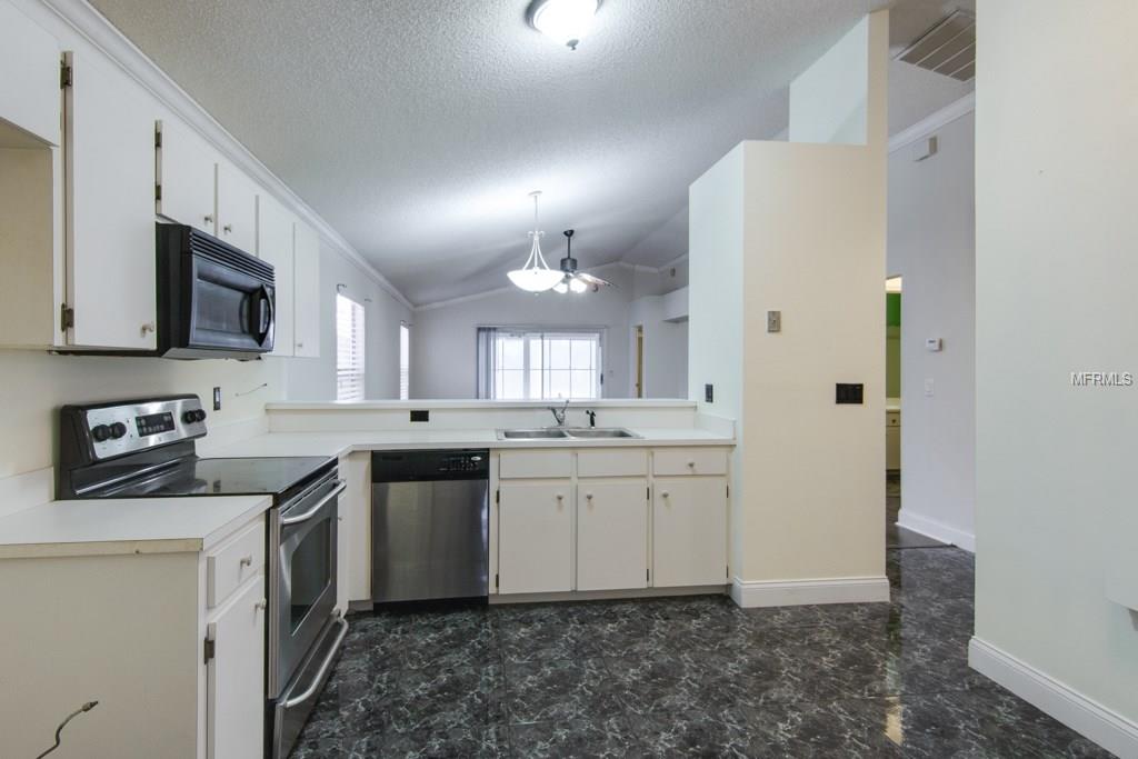 2083 WINDWARD PASS, LAKELAND, Florida 33813, 2 Bedrooms Bedrooms, 4 Rooms Rooms,2 BathroomsBathrooms,Residential,For sale,WINDWARD,L4725526