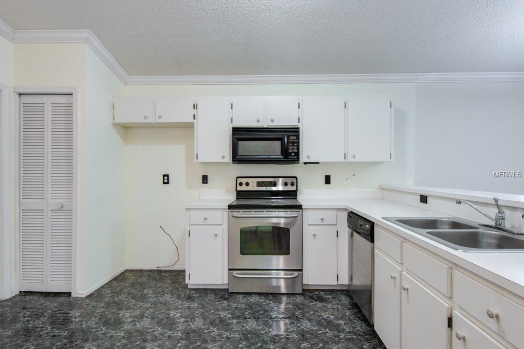 2083 WINDWARD PASS, LAKELAND, Florida 33813, 2 Bedrooms Bedrooms, 4 Rooms Rooms,2 BathroomsBathrooms,Residential,For sale,WINDWARD,L4725526