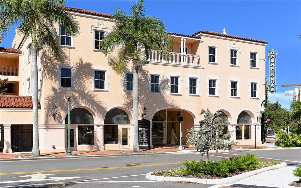 1742 9TH STREET, SARASOTA, Florida 34236, 3 Bedrooms Bedrooms, 7 Rooms Rooms,1 BathroomBathrooms,Residential,For sale,9TH,A4203140