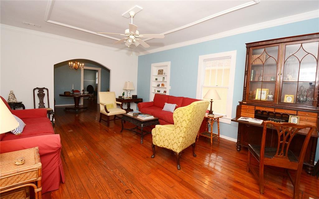 1742 9TH STREET, SARASOTA, Florida 34236, 3 Bedrooms Bedrooms, 7 Rooms Rooms,1 BathroomBathrooms,Residential,For sale,9TH,A4203140