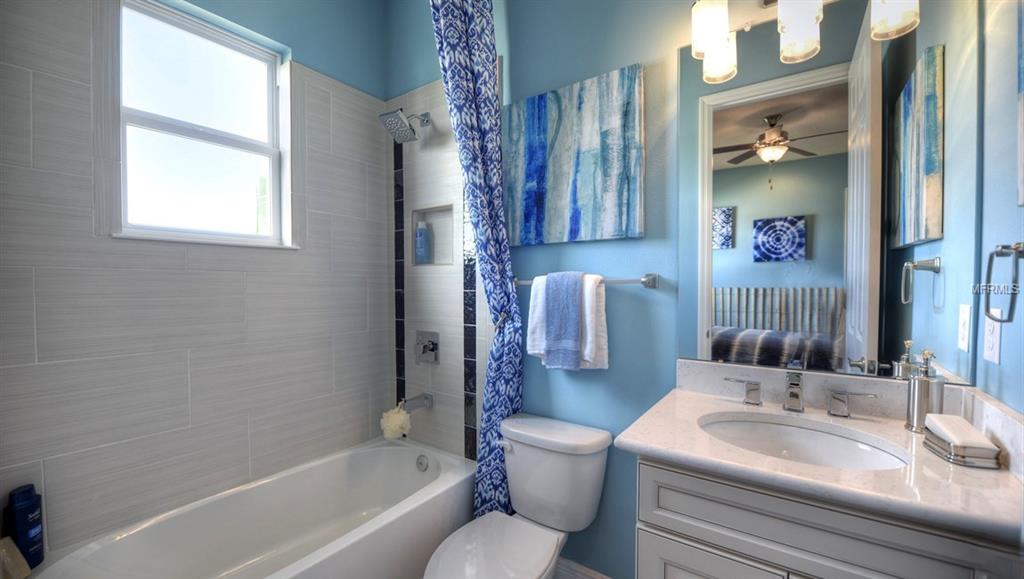 16610 6TH AVENUE E, BRADENTON, Florida 34212, 4 Bedrooms Bedrooms, 4 Rooms Rooms,4 BathroomsBathrooms,Residential,For sale,6TH,T2921695