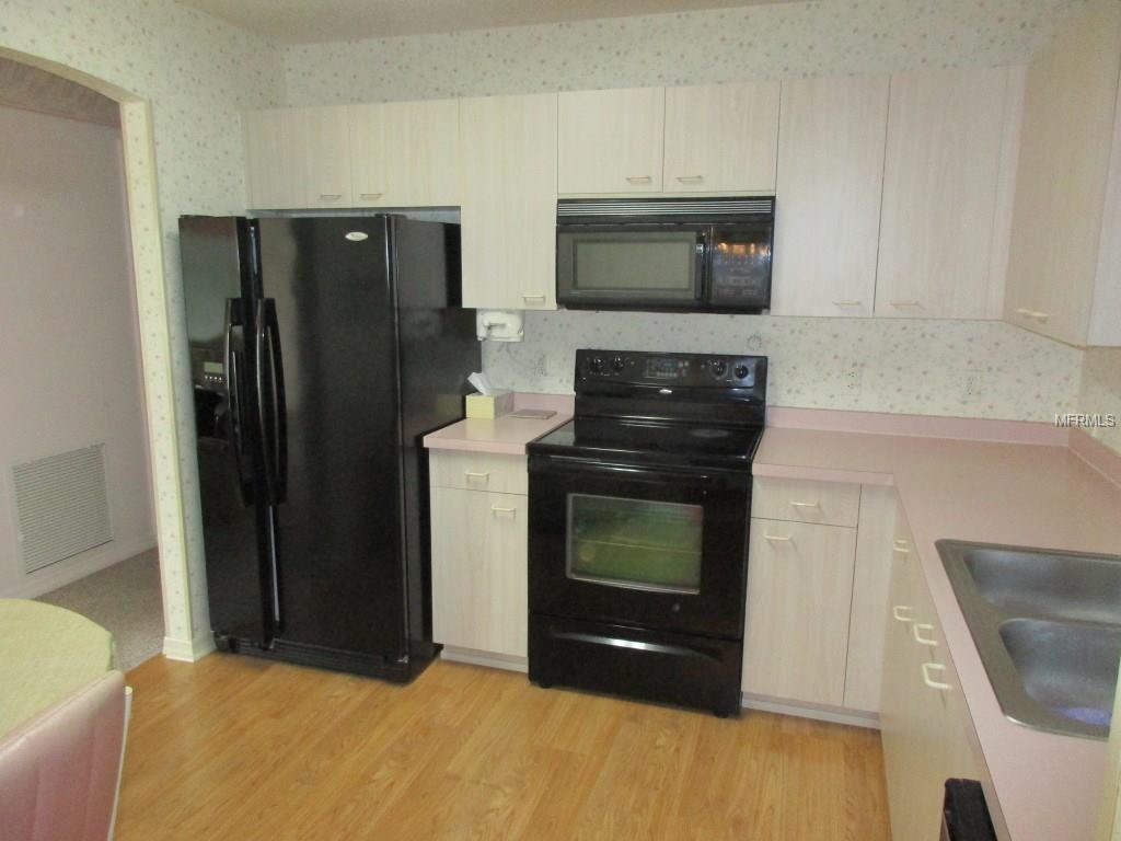 1211 LA PALOMA PLACE, THE VILLAGES, Florida 32159, 2 Bedrooms Bedrooms, 7 Rooms Rooms,2 BathroomsBathrooms,Residential,For sale,LA PALOMA,G4852266