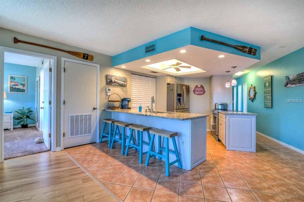 108 9TH ST S, BRADENTON BEACH, Florida 34217, 2 Bedrooms Bedrooms, 4 Rooms Rooms,2 BathroomsBathrooms,Residential,For sale,9TH ST S,A4208868