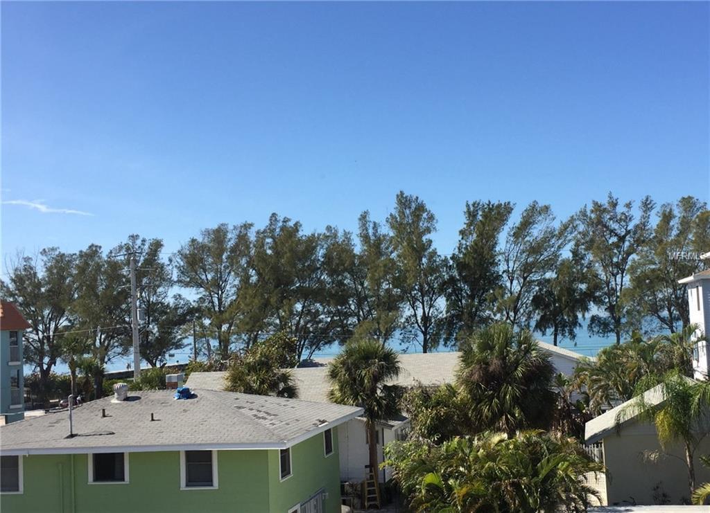 108 9TH ST S, BRADENTON BEACH, Florida 34217, 2 Bedrooms Bedrooms, 4 Rooms Rooms,2 BathroomsBathrooms,Residential,For sale,9TH ST S,A4208868