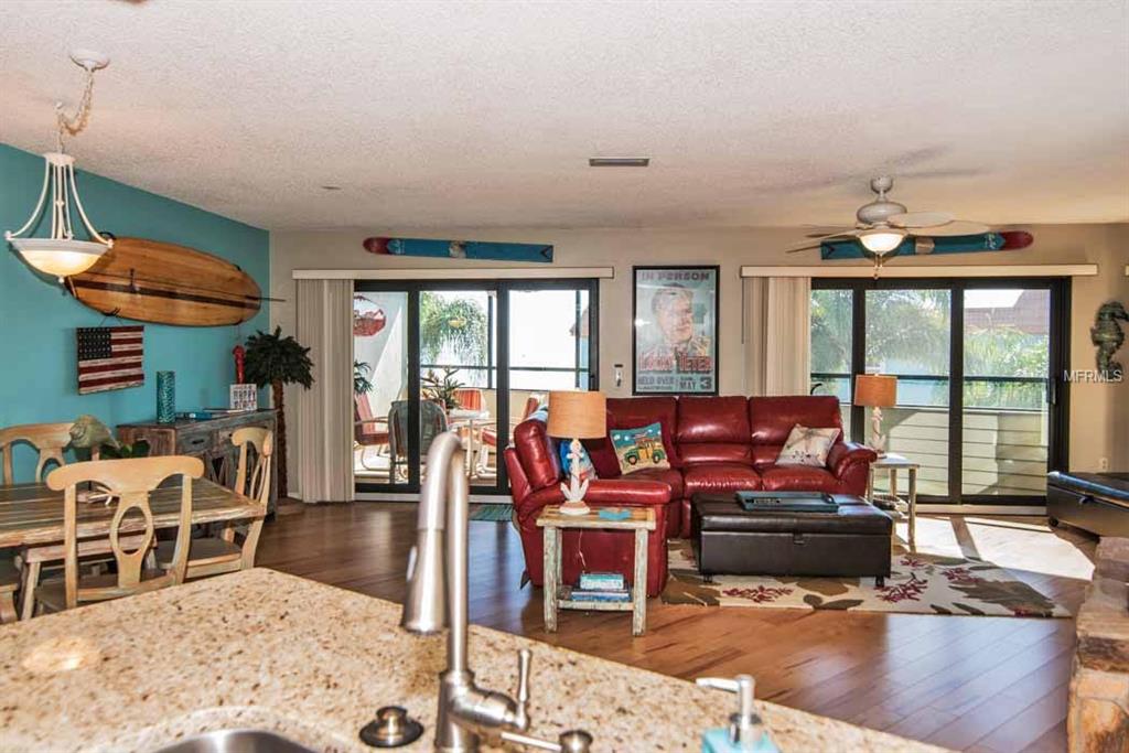 108 9TH ST S, BRADENTON BEACH, Florida 34217, 2 Bedrooms Bedrooms, 4 Rooms Rooms,2 BathroomsBathrooms,Residential,For sale,9TH ST S,A4208868