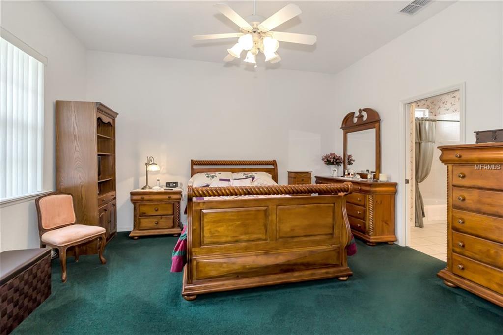 226 HILL COURT, WINTER HAVEN, Florida 33881, 3 Bedrooms Bedrooms, 7 Rooms Rooms,2 BathroomsBathrooms,Residential,For sale,HILL,P4718976