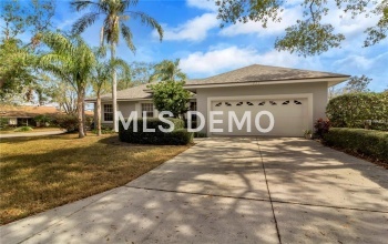 226 HILL COURT, WINTER HAVEN, Florida 33881, 3 Bedrooms Bedrooms, 7 Rooms Rooms,2 BathroomsBathrooms,Residential,For sale,HILL,P4718976