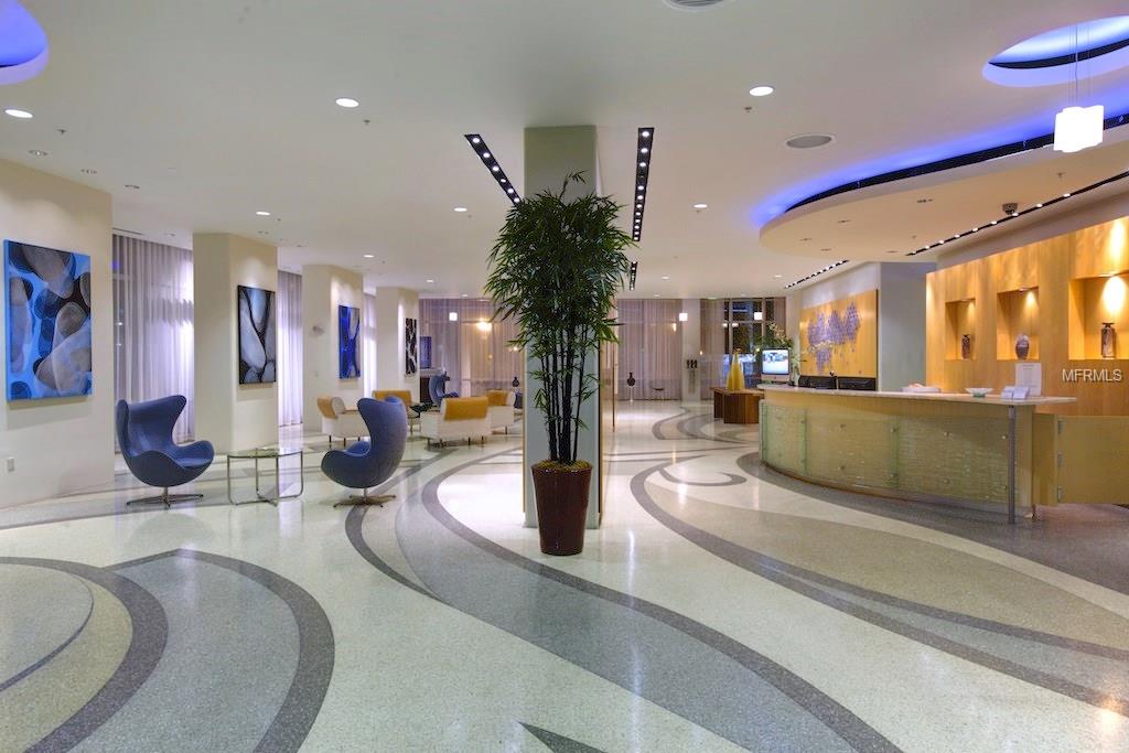 150 E ROBINSON STREET, ORLANDO, Florida 32801, 1 Bedroom Bedrooms, 3 Rooms Rooms,1 BathroomBathrooms,Residential,For sale,ROBINSON,O5561708