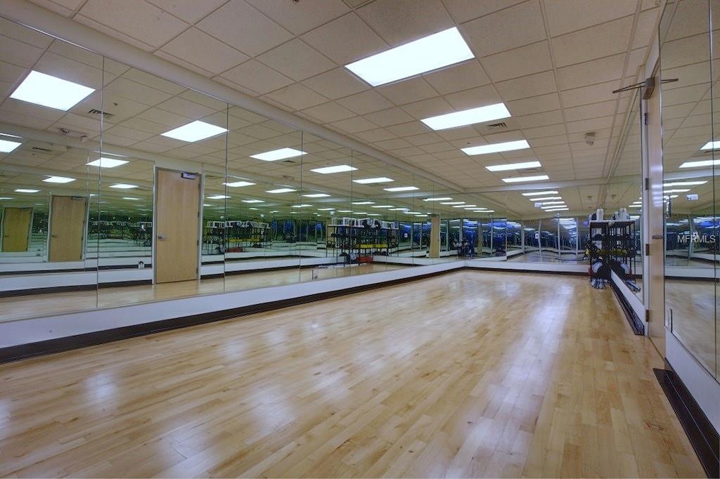 150 E ROBINSON STREET, ORLANDO, Florida 32801, 1 Bedroom Bedrooms, 3 Rooms Rooms,1 BathroomBathrooms,Residential,For sale,ROBINSON,O5561708