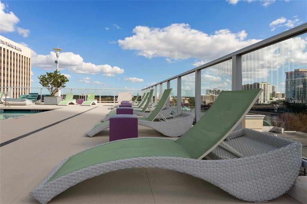 150 E ROBINSON STREET, ORLANDO, Florida 32801, 1 Bedroom Bedrooms, 3 Rooms Rooms,1 BathroomBathrooms,Residential,For sale,ROBINSON,O5561708