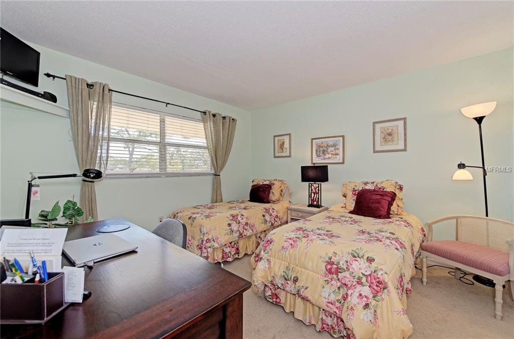 764 VILLAGE CIRCLE, VENICE, Florida 34292, 2 Bedrooms Bedrooms, 6 Rooms Rooms,2 BathroomsBathrooms,Residential,For sale,VILLAGE,N5916414