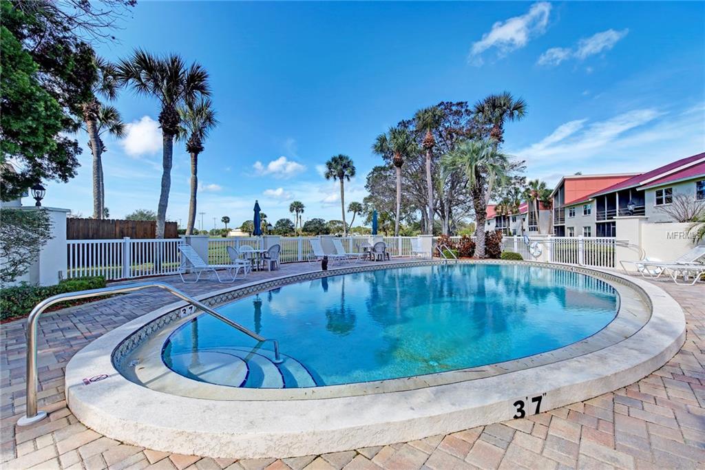 764 VILLAGE CIRCLE, VENICE, Florida 34292, 2 Bedrooms Bedrooms, 6 Rooms Rooms,2 BathroomsBathrooms,Residential,For sale,VILLAGE,N5916414