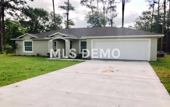 2045 EAST PARKWAY, DELAND, Florida 32724, 3 Bedrooms Bedrooms, 3 Rooms Rooms,2 BathroomsBathrooms,Residential,For sale,EAST,V4718537