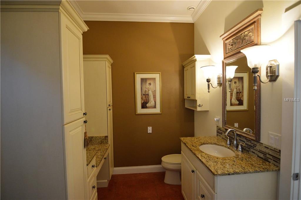 36823 CENTER AVENUE, DADE CITY, Florida 33525, 4 Bedrooms Bedrooms, 10 Rooms Rooms,3 BathroomsBathrooms,Residential,For sale,CENTER,E2205454