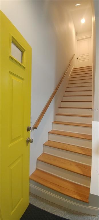 36823 CENTER AVENUE, DADE CITY, Florida 33525, 4 Bedrooms Bedrooms, 10 Rooms Rooms,3 BathroomsBathrooms,Residential,For sale,CENTER,E2205454