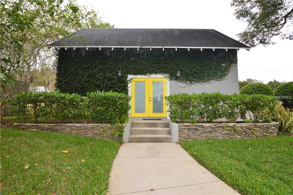 36823 CENTER AVENUE, DADE CITY, Florida 33525, 4 Bedrooms Bedrooms, 10 Rooms Rooms,3 BathroomsBathrooms,Residential,For sale,CENTER,E2205454