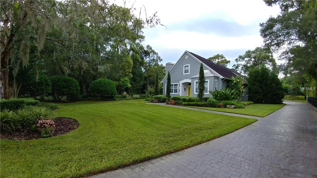 36823 CENTER AVENUE, DADE CITY, Florida 33525, 4 Bedrooms Bedrooms, 10 Rooms Rooms,3 BathroomsBathrooms,Residential,For sale,CENTER,E2205454