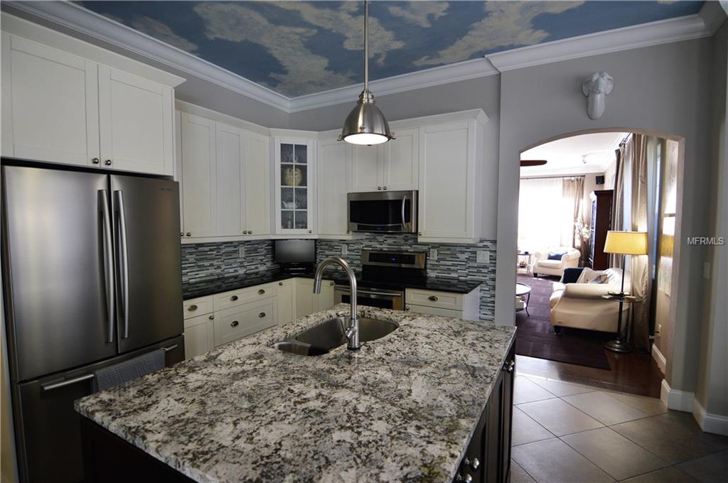 36823 CENTER AVENUE, DADE CITY, Florida 33525, 4 Bedrooms Bedrooms, 10 Rooms Rooms,3 BathroomsBathrooms,Residential,For sale,CENTER,E2205454