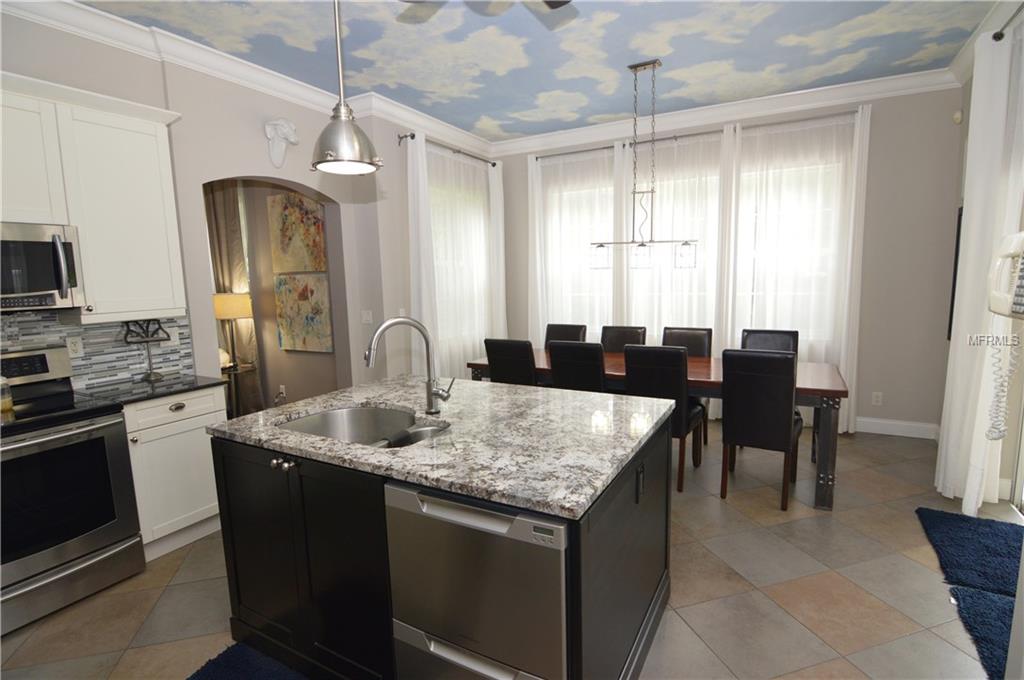 36823 CENTER AVENUE, DADE CITY, Florida 33525, 4 Bedrooms Bedrooms, 10 Rooms Rooms,3 BathroomsBathrooms,Residential,For sale,CENTER,E2205454