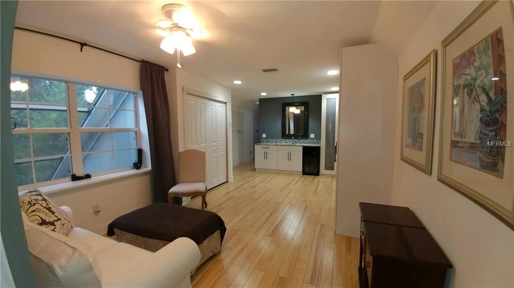 36823 CENTER AVENUE, DADE CITY, Florida 33525, 4 Bedrooms Bedrooms, 10 Rooms Rooms,3 BathroomsBathrooms,Residential,For sale,CENTER,E2205454