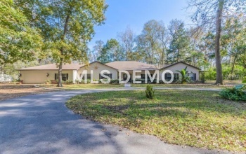 26063 OLYMPIA ROAD, BROOKSVILLE, Florida 34601, 4 Bedrooms Bedrooms, 9 Rooms Rooms,3 BathroomsBathrooms,Residential,For sale,OLYMPIA,W7636419