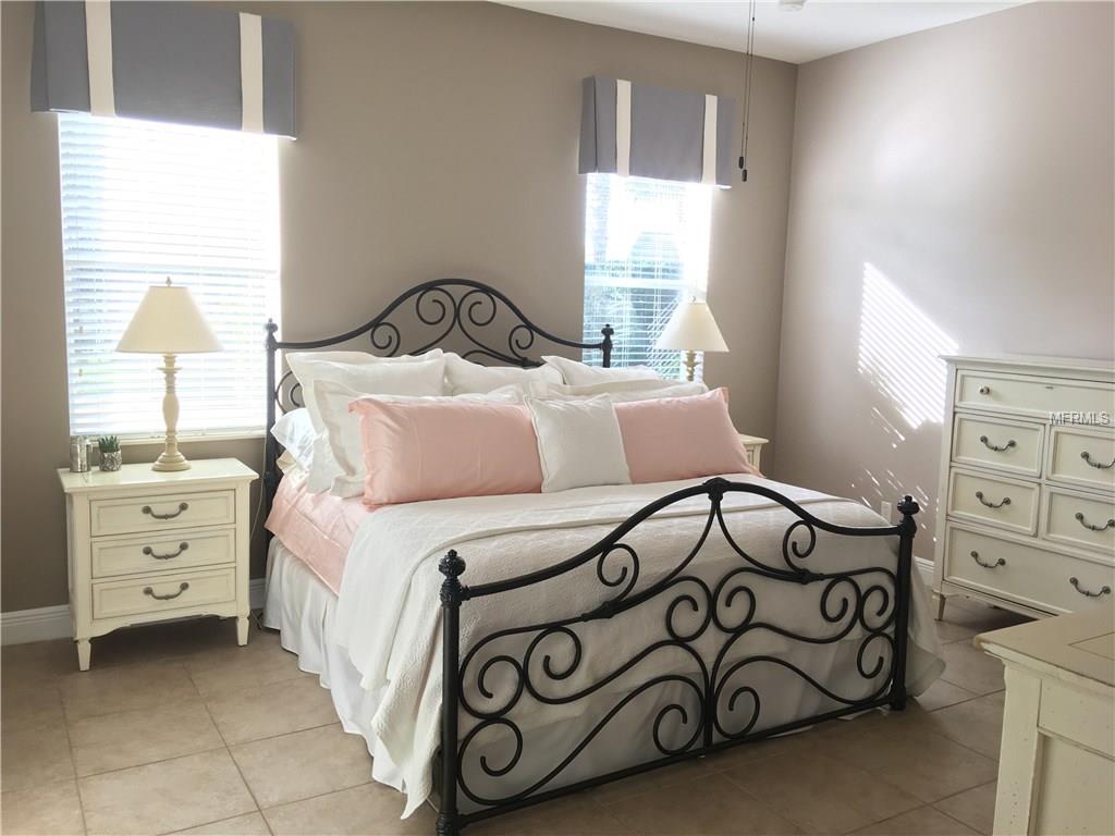 843 WOOD BRIAR LOOP, SANFORD, Florida 32771, 4 Bedrooms Bedrooms, 9 Rooms Rooms,3 BathroomsBathrooms,Residential,For sale,WOOD BRIAR,O5554837