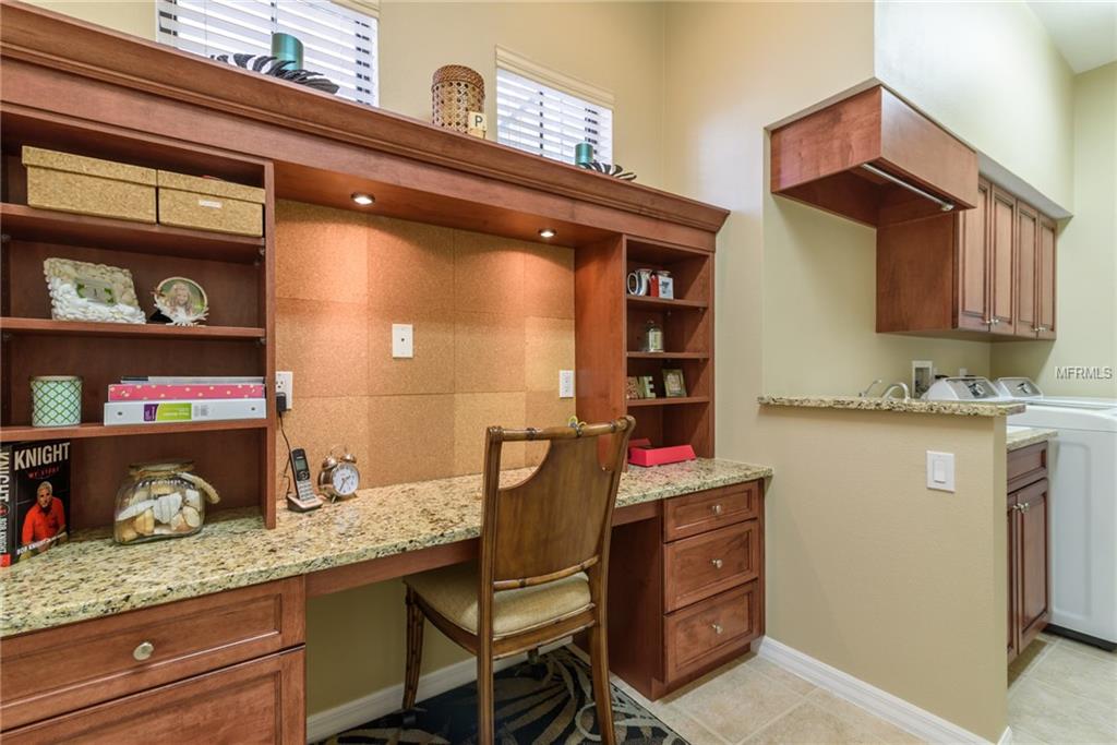 7110 WHITEMARSH CIRCLE, LAKEWOOD RANCH, Florida 34202, 2 Bedrooms Bedrooms, 8 Rooms Rooms,2 BathroomsBathrooms,Residential,For sale,WHITEMARSH,A4209148